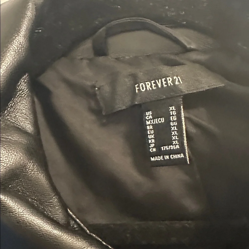 Forever 21 Leather Jacket - Picture 5 of 10